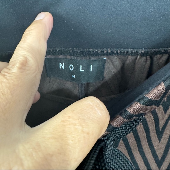 Noli Vienna black brown chevron jogger size medium - Picture 8 of 8